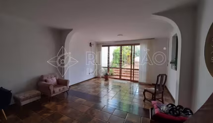 Casa Térrea à venda com Piscina e Varanda Gourmet 3 suítes, 4 vagas Alto da Boa Vista