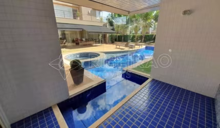 Sobrado em condomínio 04 dormitórios com piscina para venda no Guaporé
