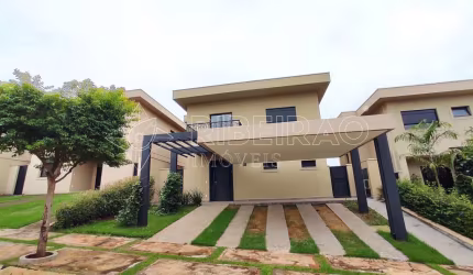 Sobrado 3 suítes à venda no condomínio Residencial Formosa