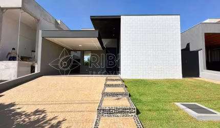 Casa Térrea com Piscina à venda em Condomínio 03 suítes 04 vagas Quinta Dos Ventos