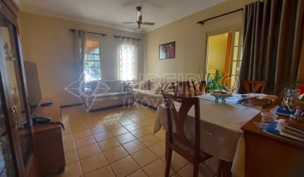 Casa térrea 3 dormitórios à venda Condomínio Aroeira