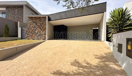 Casa Térrea com Piscina à venda em Condomínio 03 suítes 04 vagas Jardim Vista Bella