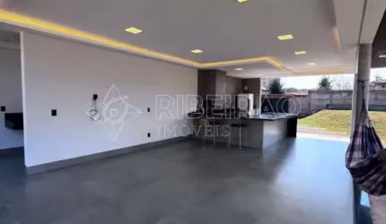 Venda de Casa com 1 Suíte e Espaço Gourmet no Jardim Canadá