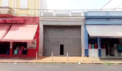 Salão Comercial de 230m² para locação no centro