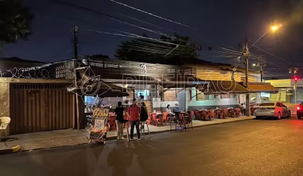 Imóvel Casa Comercial para venda com 3 estabelecimentos