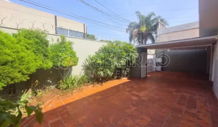 Casa térrea 3 dormitórios à venda no bairro São Luiz