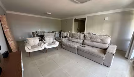 Apartamento de 3 dormitórios à venda no Centro