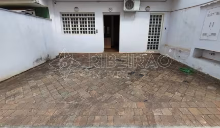 Venda de casa com 3 Dormitórios no Centro