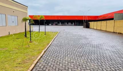 Galpão comercial para locação na Rodovia Abrão Assed