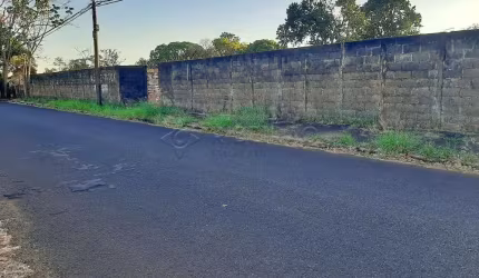 Terreno no Bairro Recreio das Acácias , plano, murado com 4.802,50 m²