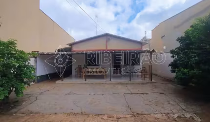 Casa 3 dormitórios à venda no bairro Presidente Médici