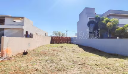 Terreno Plano de 262m² em Condomínio à venda em Bonfim Paulista