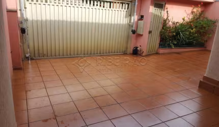 Casa térrea com 04 dormitórios sendo 01 suite no Pq. Bandeirantes