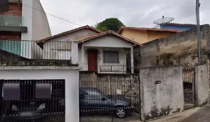 Casa Proximo ao Parque do Carmo