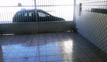 Sobrado com 2 quartos e 2 vagas em Interlagos
