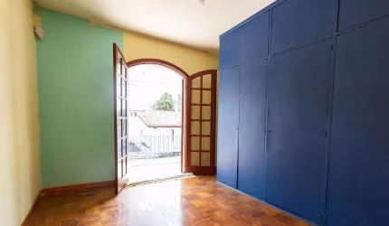 SOBRADO 2 DORMITÓRIOS 2 BANHEIROS 2 VAGAS 110M² INTERLAGOS