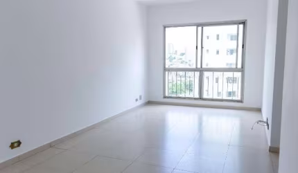 Apartamento com 3 quartos e 1 vaga no Bosque da Saúde
