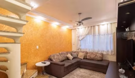 Casa Assobradada com 78m e 5 quartos em Itaquera