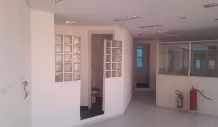 Conjunto Comercial Centro 103m²,