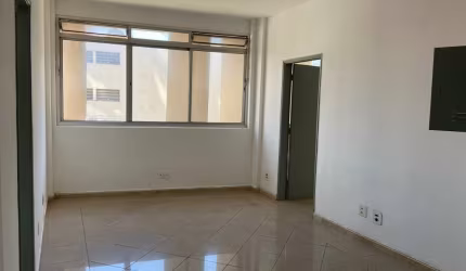 IMPERDÍVEL À VENDA DE 1 CONJ. COMERCIAL EM CENTRO