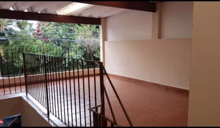 Sobrado à Venda no Jardim Regina - SP