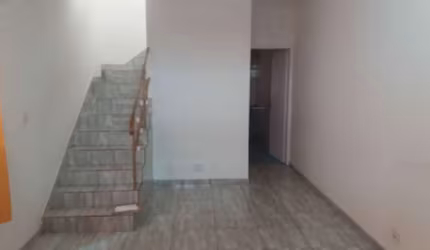 Sobrando à venda com 200m² 1 dormitórios ampliado 1 vaga de garagem em Jardim Itapura