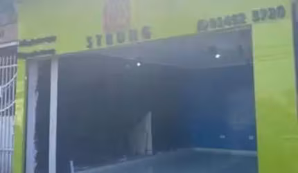 Sobrado à venda na Vila Nhocune com 250m² 2 dormitórios 2 banheiros