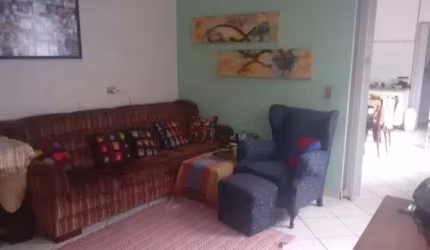 Casa à venda na Vila Alba com 300m² 2 dormitórios 3 banheiros 2 vagas