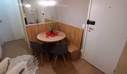 Apartamento de 2 dormitorios  á venda  - Brás
