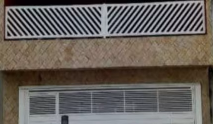 Casa à venda no Jardim Alvina com 192m² 3 dormitórios 3 banheiros 2 vagas