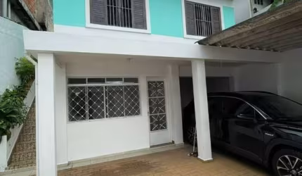 Sobrado à venda no Jardim Capão Redondo com 150m² 3 dormitórios 2 banheiros 3 vagas