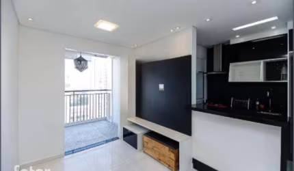 Apto a venda na Vila Antonieta com 50m²