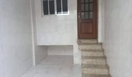 Sobrado à venda na Vila Carrão com 85m² 2 dormitórios 2 banheiros 1 vaga