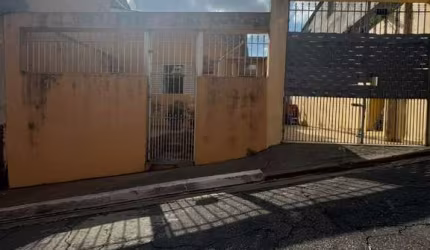 Casa à venda no Parque Monteiro Soares com 174m² 3 dormitórios 2 banheiros 2 vagas