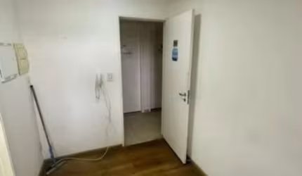Sala Comercial à venda no Tatuapé com 33m² 1 banheiro 1 vaga
