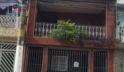 Sobrado à venda no Parque Císper com 100m² 3 dormitórios 3 banheiros 1 vaga