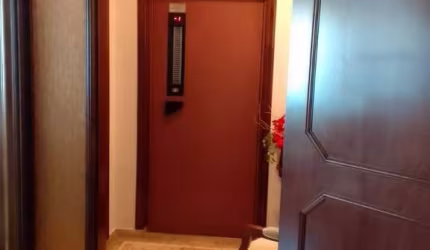 Apartamento á venda Mobiliado com 190m² sendo 4 suítes, 3 vagas de garagem em Morumbi