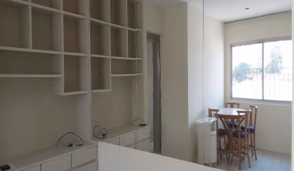 Apartamento no Condomínio Edificio Heloiza na Saúde com 52m² 2 dormitórios 2 banheiros 1 vaga