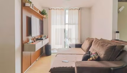 Apartamento à Venda - Jardim Éster Yolanda, 2 Quartos,  64 m2