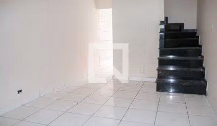 Casa à Venda - Vila Constança , 2 Quartos,  120 m2