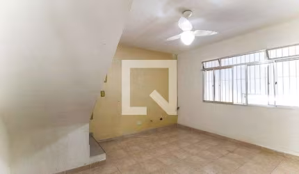Casa à Venda - Vila Jacuí, 3 Quartos,  180 m2