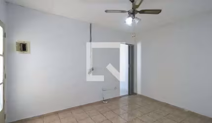 Casa à Venda - Vila Santista, 3 Quartos,  116 m2