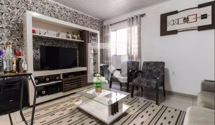 Casa à Venda - Vila Jacuí, 5 Quartos,  160 m2