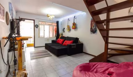 Casa à Venda - Jardim Éster Yolanda, 2 Quartos,  100 m2