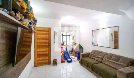 Casa à Venda - Penha de França, 2 Quartos,  80 m2