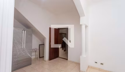 Casa à Venda - Jardim Miriam, 3 Quartos,  200 m2
