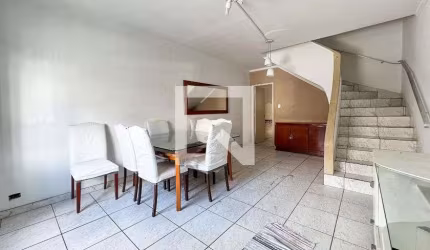 Casa à Venda - Bom Retiro, 3 Quartos,  140 m2