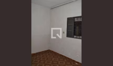Casa à Venda - Bosque da Saúde, 1 Quarto,  70 m2