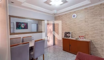 Casa à Venda - Jardim Aricanduva, 5 Quartos,  125 m2