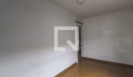 Casa à Venda - Vila Alpina, 2 Quartos,  240 m2